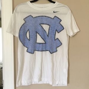 UNC Chapel Hill Logo Nike T-shirt